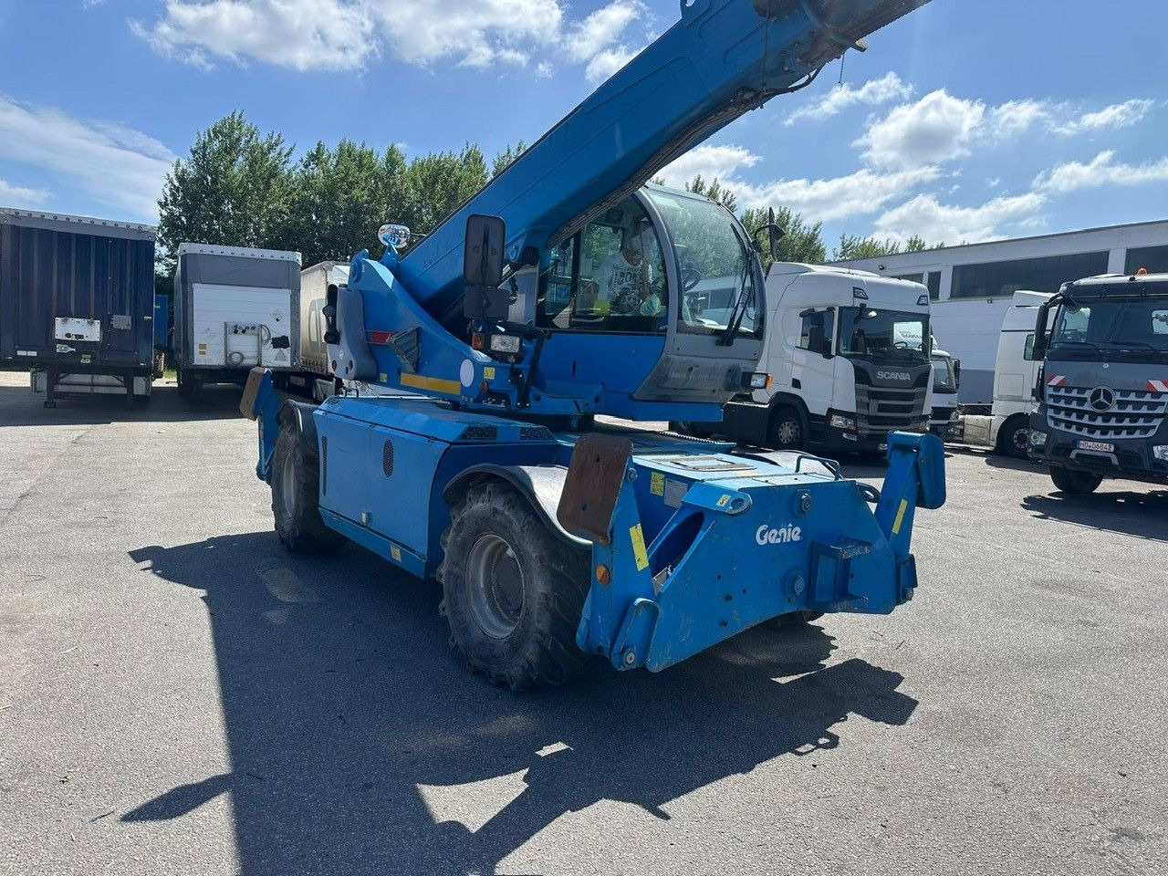 Genie Terex GTH 4018 SR/4x4/ ROTO - Φορτηγό με εναέρια πλατφόρμα: φωτογραφία 4 Genie Terex GTH 4018 SR/4x4/ ROTO - Φορτηγό με εναέρια πλατφόρμα: φωτογραφία 4