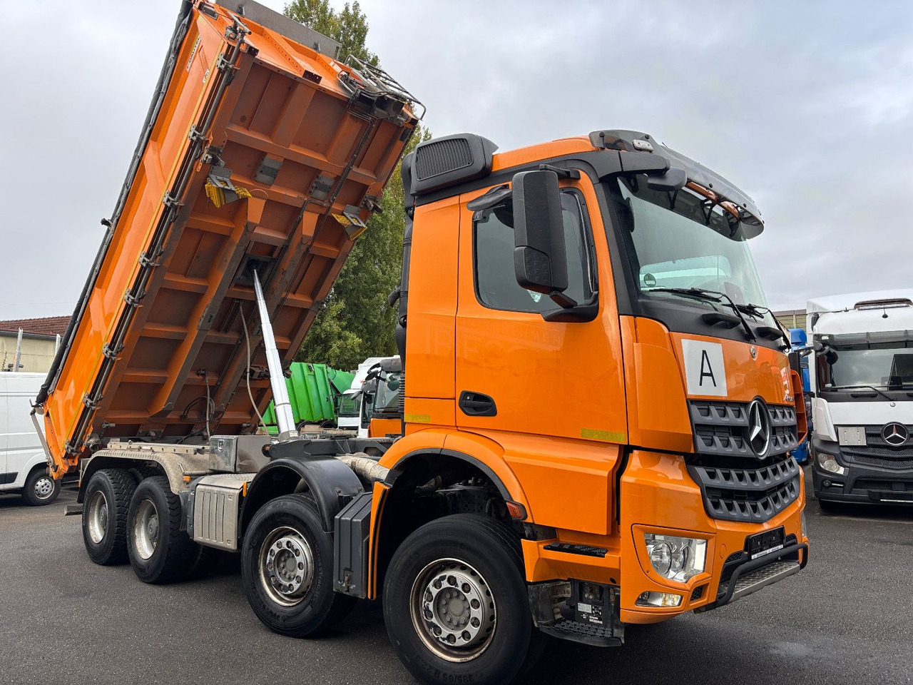 Mercedes-Benz Arocs 3248 8x4 MP5 Bordmatik/Klima/Plane - Φορτηγό ανατρεπόμενο: φωτογραφία 4 Mercedes-Benz Arocs 3248 8x4 MP5 Bordmatik/Klima/Plane - Φορτηγό ανατρεπόμενο: φωτογραφία 4