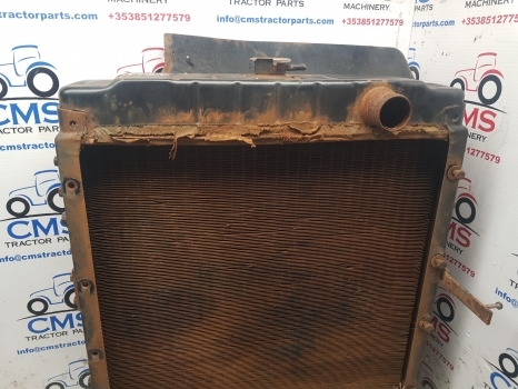 Case 5000 5140, 5250 Engine Water Cooling Radiator 104753a1; 104753a2; A190604 - Ψυγείο αυτοκίνητο για Τρακτέρ: φωτογραφία 3 Case 5000 5140, 5250 Engine Water Cooling Radiator 104753a1; 104753a2; A190604 - Ψυγείο αυτοκίνητο για Τρακτέρ: φωτογραφία 3