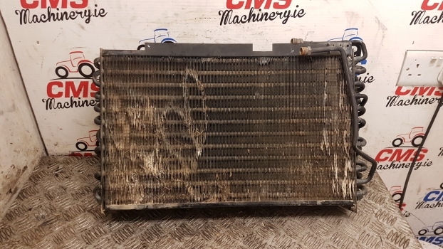 Case New Holland Tm Mxm 120 Condenser Radiator 82019425; 82023592; 82033407 - Συμπυκνωτής για Τρακτέρ: φωτογραφία 1 Case New Holland Tm Mxm 120 Condenser Radiator 82019425; 82023592; 82033407 - Συμπυκνωτής για Τρακτέρ: φωτογραφία 1