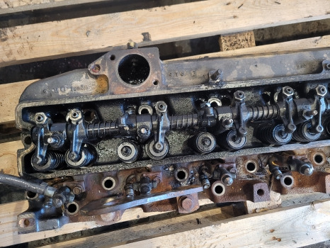 Claas Ares 656 John Deere 6810 Engine Cylinder Head R121608, 6005021490, Re57489 - Κυλινδροκεφαλή: φωτογραφία 3 Claas Ares 656 John Deere 6810 Engine Cylinder Head R121608, 6005021490, Re57489 - Κυλινδροκεφαλή: φωτογραφία 3