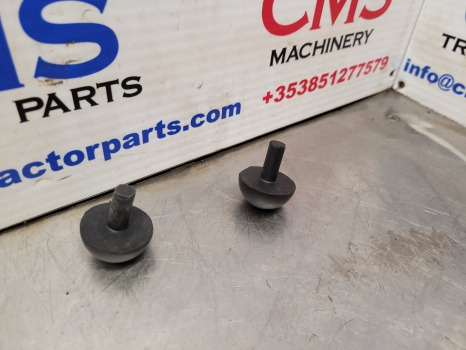 Ford 10, Tw, 30 Series Sq Cab Door Stop, Stopper Pair E4nn94235n11aa, 83948919 - Πόρτα και ανταλλακτικά: φωτογραφία 2 Ford 10, Tw, 30 Series Sq Cab Door Stop, Stopper Pair E4nn94235n11aa, 83948919 - Πόρτα και ανταλλακτικά: φωτογραφία 2
