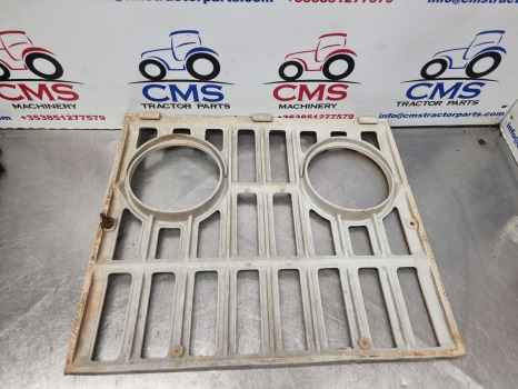 Ford 2000, 3000, 4000, 5000, 7100 Front Grille 81824198, D1nn8151b - Μάσκα ψυγείου: φωτογραφία 4 Ford 2000, 3000, 4000, 5000, 7100 Front Grille 81824198, D1nn8151b - Μάσκα ψυγείου: φωτογραφία 4