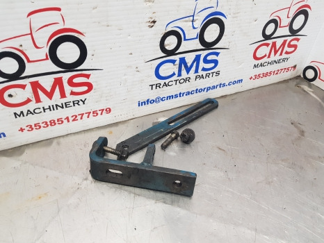 Ford 2810, 4610, 4600 Alternator Bracket Kit D3nn10239a, 81837759 - Δυναμό για Γεωργικά μηχανήματα: φωτογραφία 4 Ford 2810, 4610, 4600 Alternator Bracket Kit D3nn10239a, 81837759 - Δυναμό για Γεωργικά μηχανήματα: φωτογραφία 4