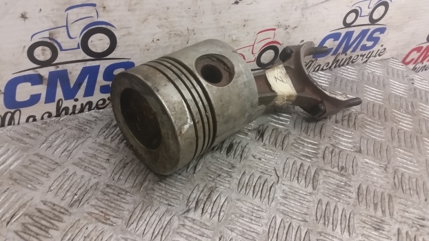 Ford 2910, 3, 4 Cyl Piston Assy , Conrod D8nn6108aa, E3hn6200ac42, 82849195 - Έμβολο/ Δαχτυλίδι/ Κουζινέτο για Τρακτέρ: φωτογραφία 4 Ford 2910, 3, 4 Cyl Piston Assy , Conrod D8nn6108aa, E3hn6200ac42, 82849195 - Έμβολο/ Δαχτυλίδι/ Κουζινέτο για Τρακτέρ: φωτογραφία 4