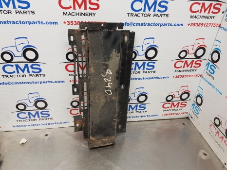 Ford 40 Series 7840, 8240, 8340 Old Side Grill Lhs F0nn8201af, 81873325 - Μάσκα ψυγείου: φωτογραφία 3 Ford 40 Series 7840, 8240, 8340 Old Side Grill Lhs F0nn8201af, 81873325 - Μάσκα ψυγείου: φωτογραφία 3