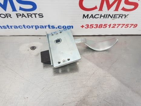Ford 4000, 3000, 5000, 6600 Series, Door Slam Lock Lhs 81822792 - Πόρτα και ανταλλακτικά: φωτογραφία 2 Ford 4000, 3000, 5000, 6600 Series, Door Slam Lock Lhs 81822792 - Πόρτα και ανταλλακτικά: φωτογραφία 2