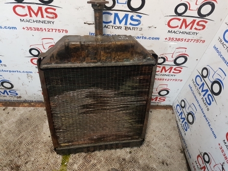 Ford 550, 655, 655a, 555a Radiator E0nn8005ea15l, 83925456 - Ψυγείο αυτοκίνητο για Φορτωτής εκσκαφέας: φωτογραφία 4 Ford 550, 655, 655a, 555a Radiator E0nn8005ea15l, 83925456 - Ψυγείο αυτοκίνητο για Φορτωτής εκσκαφέας: φωτογραφία 4