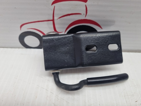 Ford 6610, 7410, 5610, Tw Cab Rear Window Latch Lh 83909518, D6nn94408n01a - Πόρτα και ανταλλακτικά: φωτογραφία 2 Ford 6610, 7410, 5610, Tw Cab Rear Window Latch Lh 83909518, D6nn94408n01a - Πόρτα και ανταλλακτικά: φωτογραφία 2