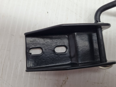 Ford 6610,7410, 5610, Tw Cab Rear Window Latch Rh 83909518, D6nn9440860a - Πόρτα και ανταλλακτικά: φωτογραφία 5 Ford 6610,7410, 5610, Tw Cab Rear Window Latch Rh 83909518, D6nn9440860a - Πόρτα και ανταλλακτικά: φωτογραφία 5