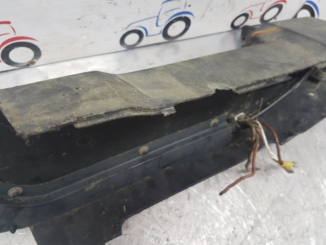 Ford 8240, 8340 Cab Interior Panel Rhs F1nn14a099bc, F0nn3r876be - Καμπίνα και εσωτερικό: φωτογραφία 4 Ford 8240, 8340 Cab Interior Panel Rhs F1nn14a099bc, F0nn3r876be - Καμπίνα και εσωτερικό: φωτογραφία 4
