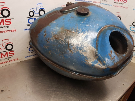 Ford Fordson Major, Super Major Fuel Tank Original E1addn9002b - Ρεζερβουάρ καυσίμου: φωτογραφία 3 Ford Fordson Major, Super Major Fuel Tank Original E1addn9002b - Ρεζερβουάρ καυσίμου: φωτογραφία 3