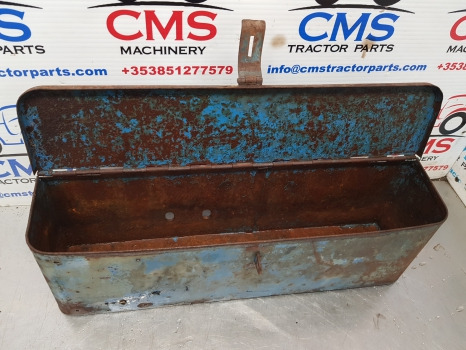 Ford Fordson Major, Super Major, Power Major Toolbox, Box E1addn16312tb - Καμπίνα και εσωτερικό: φωτογραφία 4 Ford Fordson Major, Super Major, Power Major Toolbox, Box E1addn16312tb - Καμπίνα και εσωτερικό: φωτογραφία 4