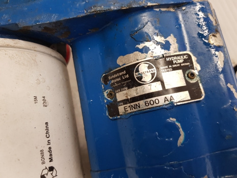 Ford New Holland 7610, 6610, 7710 , 10 Series, Hydraulic Pump Assy E1nn600aa - Υδραυλική αντλία: φωτογραφία 3 Ford New Holland 7610, 6610, 7710 , 10 Series, Hydraulic Pump Assy E1nn600aa - Υδραυλική αντλία: φωτογραφία 3