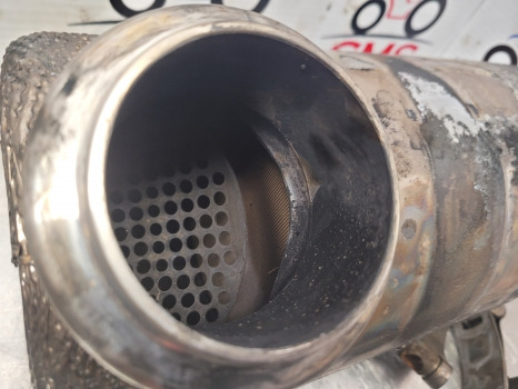 Jcb 542-70 Ag Catalytic Silencer 320/b6254 - Σύστημα εξάτμισης: φωτογραφία 5 Jcb 542-70 Ag Catalytic Silencer 320/b6254 - Σύστημα εξάτμισης: φωτογραφία 5