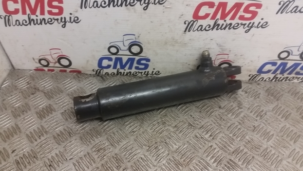 Landini Mythos Series Mythos 115 Hydraulic Lift Cylinder 3654190m91 - Υδραυλικός κύλινδρος για Τρακτέρ: φωτογραφία 2 Landini Mythos Series Mythos 115 Hydraulic Lift Cylinder 3654190m91 - Υδραυλικός κύλινδρος για Τρακτέρ: φωτογραφία 2