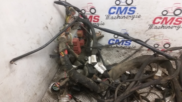 Landini Mythos Tdi 115 Cab Fuse Box Wiring Loom Set - Καλώδιο/ Σύρματα για Τρακτέρ: φωτογραφία 2 Landini Mythos Tdi 115 Cab Fuse Box Wiring Loom Set - Καλώδιο/ Σύρματα για Τρακτέρ: φωτογραφία 2