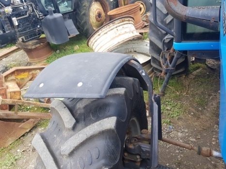 Landini Vision 105 Mythos 100 Cab Mudguard Fender Front Kit - Fender για Τρακτέρ: φωτογραφία 4 Landini Vision 105 Mythos 100 Cab Mudguard Fender Front Kit - Fender για Τρακτέρ: φωτογραφία 4