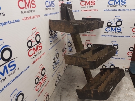 Landini Vision 95 Foot Step Rhs Complete 3655406j9b, 3657591j9c - Σκαλοπάτι για Τρακτέρ: φωτογραφία 4 Landini Vision 95 Foot Step Rhs Complete 3655406j9b, 3657591j9c - Σκαλοπάτι για Τρακτέρ: φωτογραφία 4