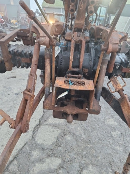 Massey Ferguson 4255 Pick Up Hitch For Parts - Πλαίσιο/ Σασί για Γεωργικά μηχανήματα: φωτογραφία 5 Massey Ferguson 4255 Pick Up Hitch For Parts - Πλαίσιο/ Σασί για Γεωργικά μηχανήματα: φωτογραφία 5