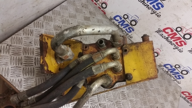 Massey Ferguson 50b Hydraulic Distribution Valve Assembly D100842 - Υδραυλική βαλβίδα για Φορτωτής εκσκαφέας: φωτογραφία 5 Massey Ferguson 50b Hydraulic Distribution Valve Assembly D100842 - Υδραυλική βαλβίδα για Φορτωτής εκσκαφέας: φωτογραφία 5