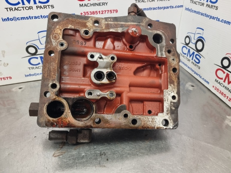 Massey Ferguson 5612, 5600 Hydraulic Valve Cover 4305800h1, 4360782m1 - Υδραυλικό: φωτογραφία 5 Massey Ferguson 5612, 5600 Hydraulic Valve Cover 4305800h1, 4360782m1 - Υδραυλικό: φωτογραφία 5