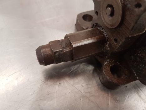 New Holand T4.495n T4, Case Quantum Hydaulic Valve Parts Only 84393999, 83996684 - Υδραυλική βαλβίδα για Τρακτέρ: φωτογραφία 5 New Holand T4.495n T4, Case Quantum Hydaulic Valve Parts Only 84393999, 83996684 - Υδραυλική βαλβίδα για Τρακτέρ: φωτογραφία 5