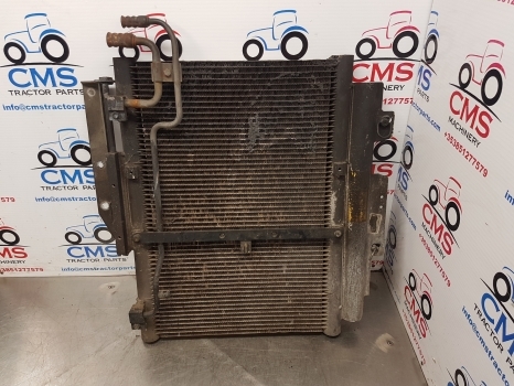 New Holland T6.180 Air Conditioning Condenser Radiator 84485540, 47981847 - Συμπυκνωτής για Τρακτέρ: φωτογραφία 1 New Holland T6.180 Air Conditioning Condenser Radiator 84485540, 47981847 - Συμπυκνωτής για Τρακτέρ: φωτογραφία 1