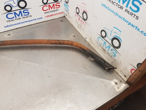 New Holland T6010 , T6000, T7 Series, Cab Worklamp Bar Lhs 84565655 - Καμπίνα και εσωτερικό για Γεωργικά μηχανήματα: φωτογραφία 2 New Holland T6010 , T6000, T7 Series, Cab Worklamp Bar Lhs 84565655 - Καμπίνα και εσωτερικό για Γεωργικά μηχανήματα: φωτογραφία 2