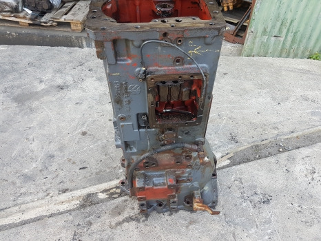 New Holland Tm, 60 Transmission Housing 5164693, 5181429, 5183646, 47125543 - Κιβώτιο ταχυτήτων: φωτογραφία 1 New Holland Tm, 60 Transmission Housing 5164693, 5181429, 5183646, 47125543 - Κιβώτιο ταχυτήτων: φωτογραφία 1