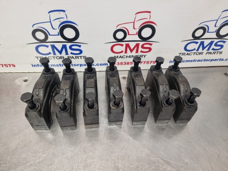 Renault Claas Ares 600, 800, Jd 6068 Engine Block Cap Kit R516310, 6005028696 - Κινητήρας: φωτογραφία 1 Renault Claas Ares 600, 800, Jd 6068 Engine Block Cap Kit R516310, 6005028696 - Κινητήρας: φωτογραφία 1