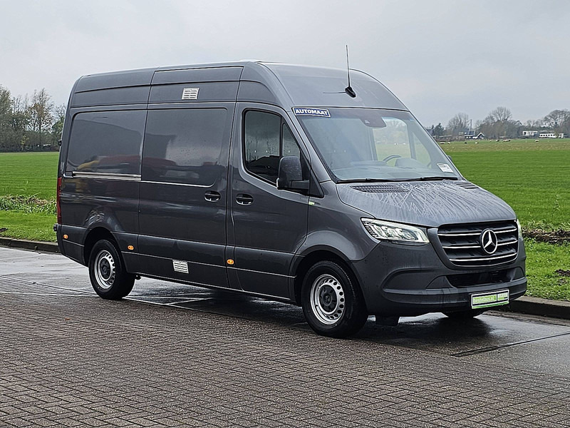 Mercedes-Benz Sprinter 316 L2H2 LED Mbux 10 - Βαν: φωτογραφία 4 Mercedes-Benz Sprinter 316 L2H2 LED Mbux 10 - Βαν: φωτογραφία 4