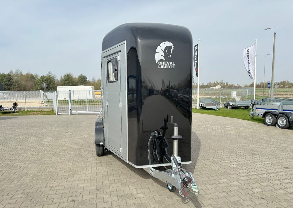 CHEVAL LIBERTÉ Cheval Liberte Touring Country XL przyczepa na dwa konie | duża siodlarnia | drzwi boczne | rampa przednia | 387×179 cm | ALUMINIOWA | Debon | dostawa | mocna i solidna | - Τρέιλερ μεταφοράς αλόγων: φωτογραφία 5 CHEVAL LIBERTÉ Cheval Liberte Touring Country XL przyczepa na dwa konie | duża siodlarnia | drzwi boczne | rampa przednia | 387×179 cm | ALUMINIOWA | Debon | dostawa | mocna i solidna | - Τρέιλερ μεταφοράς αλόγων: φωτογραφία 5