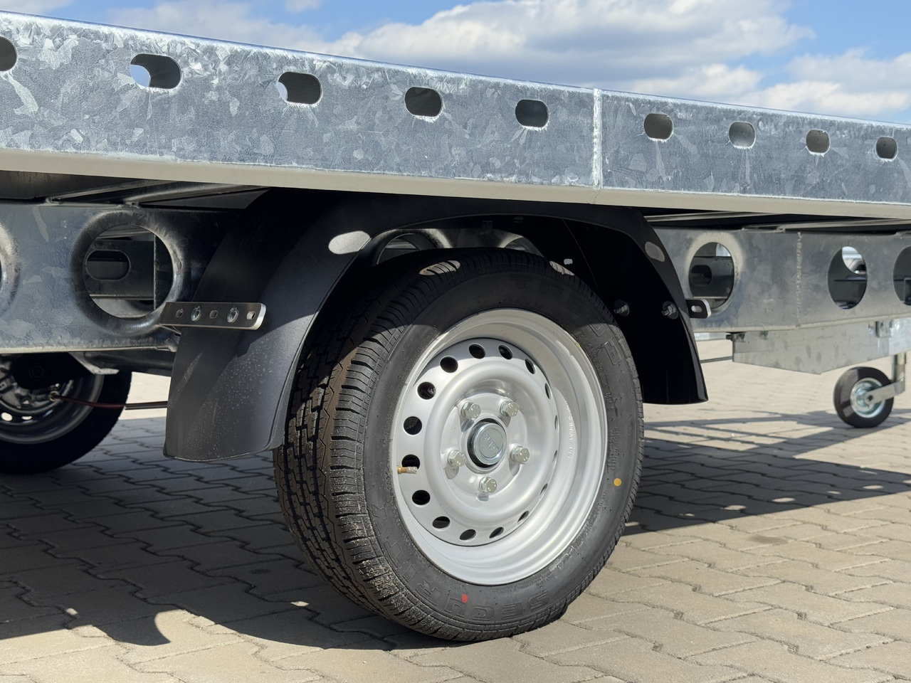 Νέα Τρέιλερ μοτοσυκλετών WIOLA QUAD 2H1.5 - przyczepa pod ATV Can-Am Maverick | Polaris RZR | 2 quady: φωτογραφία 12 Νέα Τρέιλερ μοτοσυκλετών WIOLA QUAD 2H1.5 - przyczepa pod ATV Can-Am Maverick | Polaris RZR | 2 quady: φωτογραφία 12