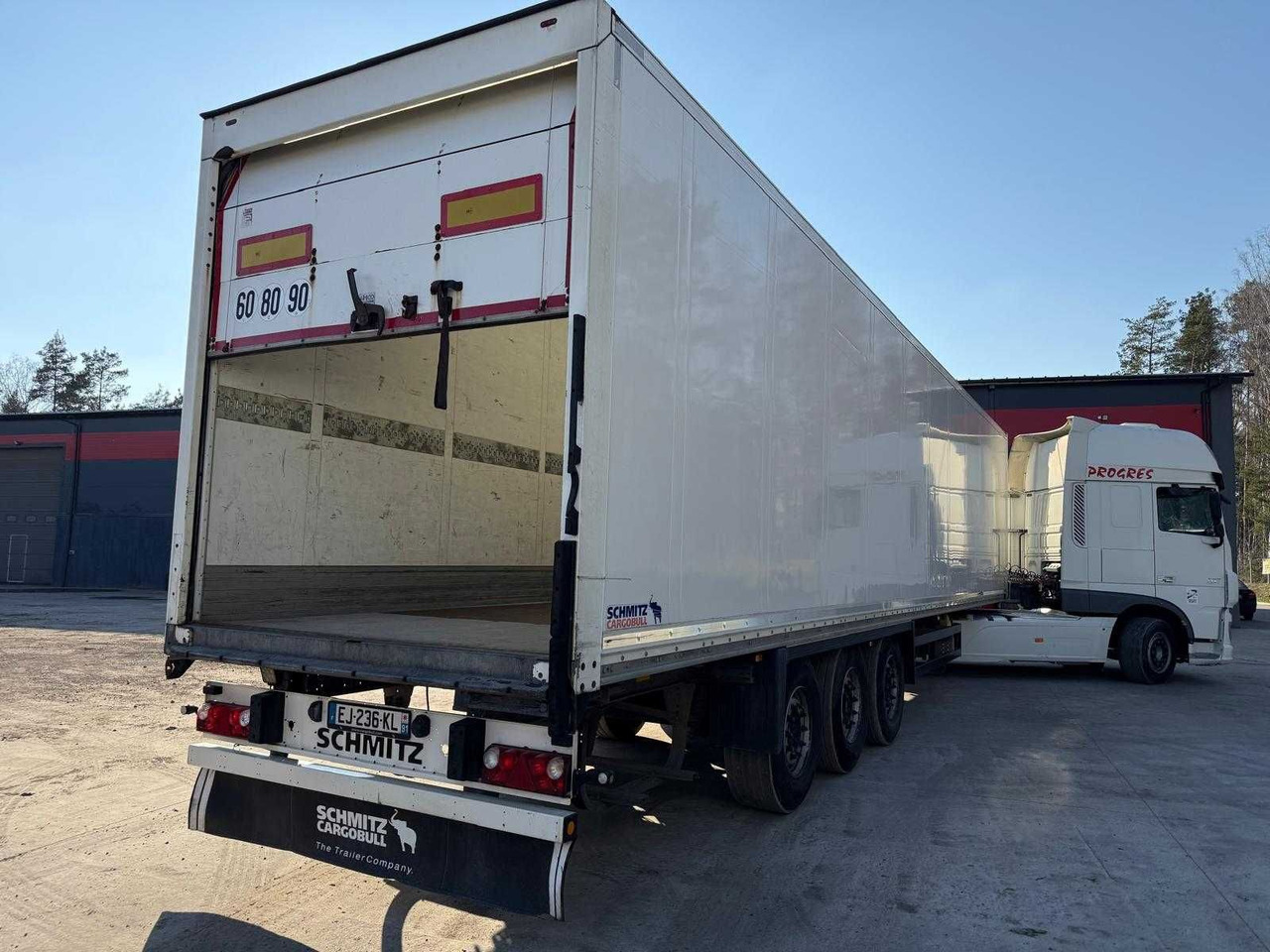 Schmitz Izoterma Kontener Box, 2017r, roleta , 481083 km , z Francji - Επικαθήμενο ισοθερμικό: φωτογραφία 2 Schmitz Izoterma Kontener Box, 2017r, roleta , 481083 km , z Francji - Επικαθήμενο ισοθερμικό: φωτογραφία 2