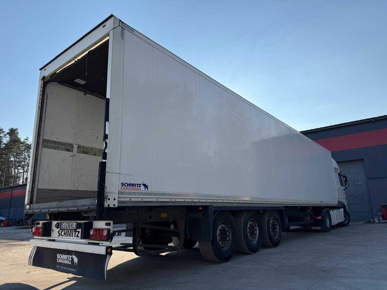 Schmitz Izoterma Kontener Box, 2017r, roleta , 481083 km , z Francji - Επικαθήμενο ισοθερμικό: φωτογραφία 4 Schmitz Izoterma Kontener Box, 2017r, roleta , 481083 km , z Francji - Επικαθήμενο ισοθερμικό: φωτογραφία 4