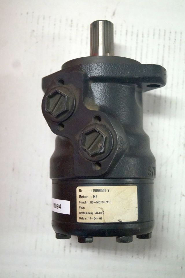 Jungheinrich 26906940 | Stuur motor Steering motor WRL reachtruck till year 2003 Stuur motor Steering motor WRL reachtruck till year 2003 - Υδραυλικός κινητήρας για Ανυψωτικό μηχάνημα: φωτογραφία 1 Jungheinrich 26906940 | Stuur motor Steering motor WRL reachtruck till year 2003 Stuur motor Steering motor WRL reachtruck till year 2003 - Υδραυλικός κινητήρας για Ανυψωτικό μηχάνημα: φωτογραφία 1