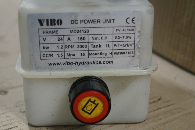 Jungheinrich 51773808 | Pump unit VIBO MD24120 24V 1,2Kw for EJE M13 Pump unit VIBO MD24120 24V 1,2Kw for EJE M13 - Υδραυλική αντλία για Ανυψωτικό μηχάνημα: φωτογραφία 3 Jungheinrich 51773808 | Pump unit VIBO MD24120 24V 1,2Kw for EJE M13 Pump unit VIBO MD24120 24V 1,2Kw for EJE M13 - Υδραυλική αντλία για Ανυψωτικό μηχάνημα: φωτογραφία 3