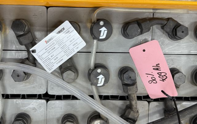 Jungheinrich unknown | 48 4PZS620 year 20/2020 sn. C81179598 dimensions 1220x355 - Συσσωρευτής για Ανυψωτικό μηχάνημα: φωτογραφία 3 Jungheinrich unknown | 48 4PZS620 year 20/2020 sn. C81179598 dimensions 1220x355 - Συσσωρευτής για Ανυψωτικό μηχάνημα: φωτογραφία 3