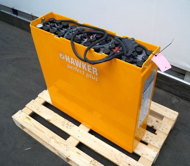 Jungheinrich unknown | Battery 24V465Ah 24 3PZS465 year 21/2020 370 kg dimension Battery 24V465Ah 24 3PZS465 year 21/2020 370 kg dimensions 78,5x21x79cm sn. 7540926001 - Συσσωρευτής για Ανυψωτικό μηχάνημα: φωτογραφία 1 Jungheinrich unknown | Battery 24V465Ah 24 3PZS465 year 21/2020 370 kg dimension Battery 24V465Ah 24 3PZS465 year 21/2020 370 kg dimensions 78,5x21x79cm sn. 7540926001 - Συσσωρευτής για Ανυψωτικό μηχάνημα: φωτογραφία 1