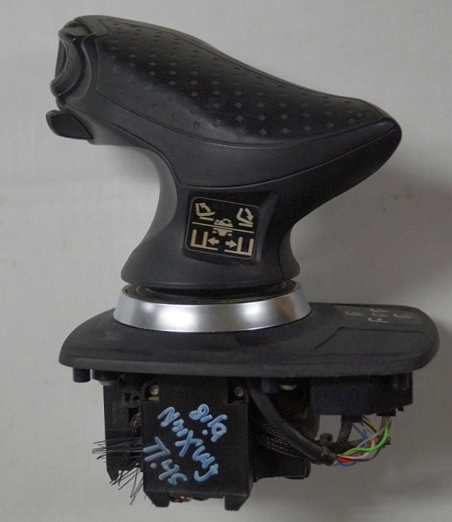 Still 57199912 | Joystick from FMX14N 2018 - Ηλεκτρικό σύστημα για Ανυψωτικό μηχάνημα: φωτογραφία 1 Still 57199912 | Joystick from FMX14N 2018 - Ηλεκτρικό σύστημα για Ανυψωτικό μηχάνημα: φωτογραφία 1