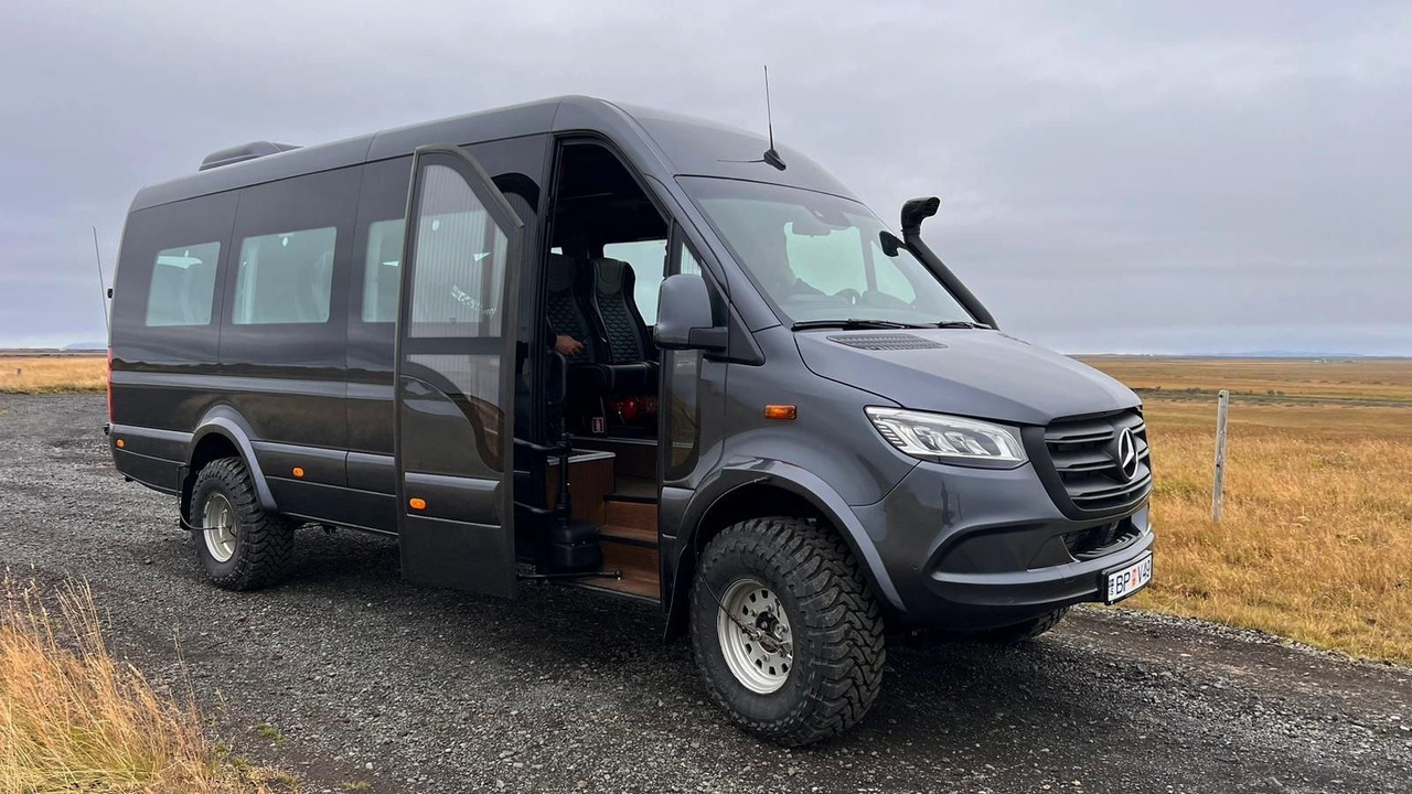 Mercedes-Benz Sprinter 519 AWD 4x4 TOURIST / 21 to 24 Seats - Μικρό λεωφορείο, Επιβατικό βαν: φωτογραφία 3 Mercedes-Benz Sprinter 519 AWD 4x4 TOURIST / 21 to 24 Seats - Μικρό λεωφορείο, Επιβατικό βαν: φωτογραφία 3