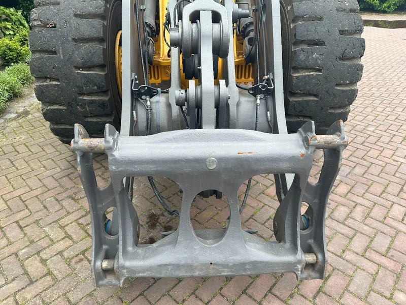 Volvo L120 H - Ελαστιχοφόρος φορτωτής: φωτογραφία 5 Volvo L120 H - Ελαστιχοφόρος φορτωτής: φωτογραφία 5