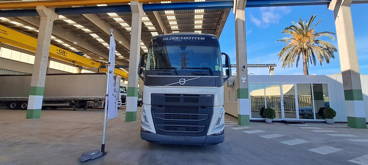 Volvo FH 460 Globetrotter XL Retarder i-Save - Τράκτορας: φωτογραφία 2 Volvo FH 460 Globetrotter XL Retarder i-Save - Τράκτορας: φωτογραφία 2