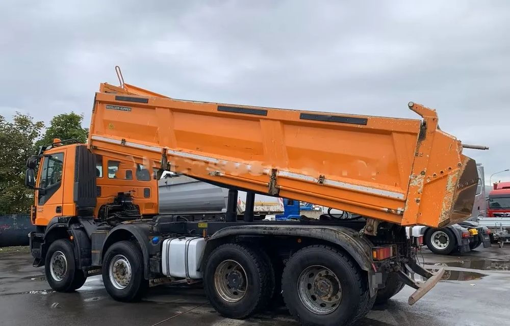 Iveco Trakker 450 E6 / BB/ 8x4 / Wywrotka Meiller 3-stronna / Bordmatik / Automat / Retarder - Φορτηγό ανατρεπόμενο: φωτογραφία 5 Iveco Trakker 450 E6 / BB/ 8x4 / Wywrotka Meiller 3-stronna / Bordmatik / Automat / Retarder - Φορτηγό ανατρεπόμενο: φωτογραφία 5