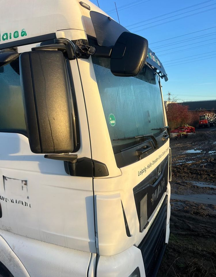 MAN TGX 500 KM (2017) / EURO 6 + Naczepa wywrotka 3-osiowa CARNEHL (2021) / oś podnoszona - Τράκτορας, Επικαθήμενο ανατρεπόμενο: φωτογραφία 3 MAN TGX 500 KM (2017) / EURO 6 + Naczepa wywrotka 3-osiowa CARNEHL (2021) / oś podnoszona - Τράκτορας, Επικαθήμενο ανατρεπόμενο: φωτογραφία 3