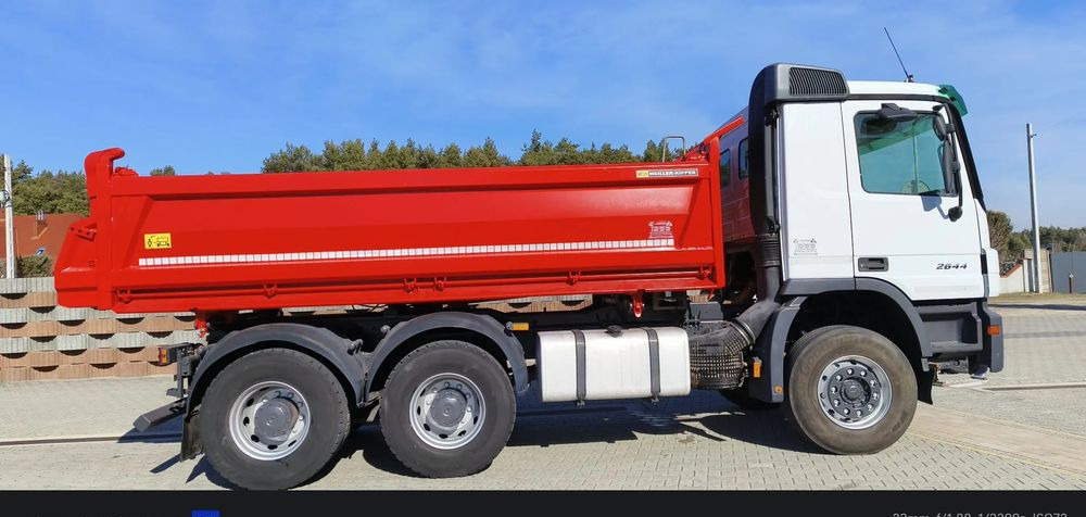 Mercedes-Benz Mercedes-Benz Actros 2644 K/ 6x4 / Meiller Retarder /Wywrotka/Euro 3 - Φορτηγό ανατρεπόμενο: φωτογραφία 3 Mercedes-Benz Mercedes-Benz Actros 2644 K/ 6x4 / Meiller Retarder /Wywrotka/Euro 3 - Φορτηγό ανατρεπόμενο: φωτογραφία 3