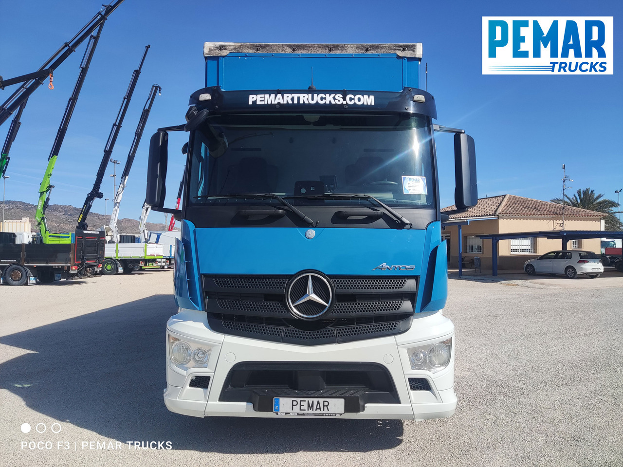 MERCEDES-BENZ ANTOS 1827 SEMITAUTLINER RETARDER - Φορτηγό μουσαμάς: φωτογραφία 2 MERCEDES-BENZ ANTOS 1827 SEMITAUTLINER RETARDER - Φορτηγό μουσαμάς: φωτογραφία 2