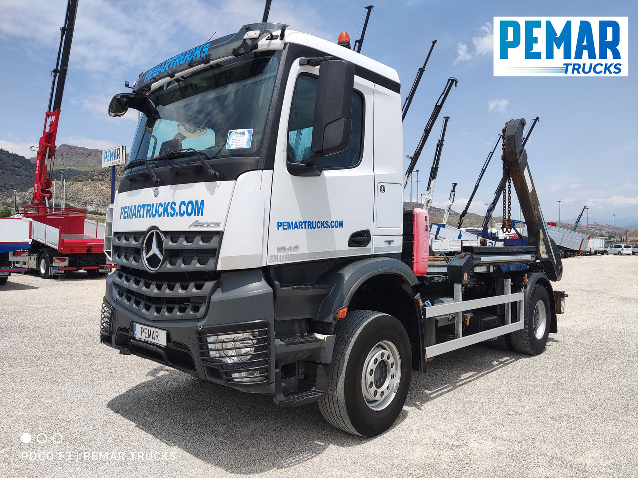 MERCEDES-BENZ AROCS 1845 PORTACONTENEDOR CADENA - Φορτηγό καδοφόρος φορτωτής: φωτογραφία 2 MERCEDES-BENZ AROCS 1845 PORTACONTENEDOR CADENA - Φορτηγό καδοφόρος φορτωτής: φωτογραφία 2