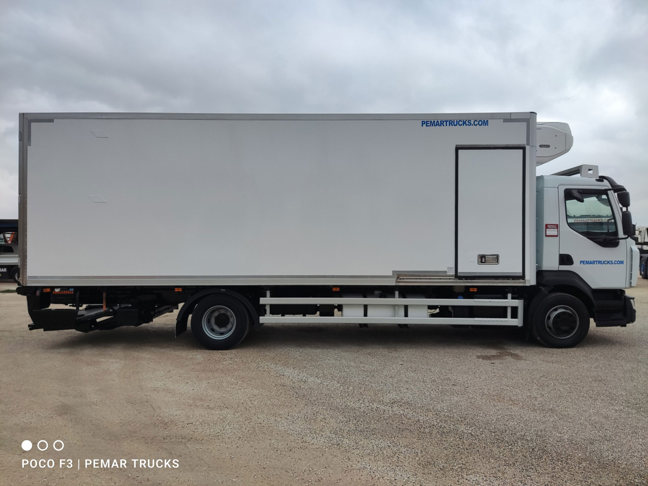RENAULT MIDLUM D16 240 EURO 6 - Φορτηγό ψυγείο: φωτογραφία 4 RENAULT MIDLUM D16 240 EURO 6 - Φορτηγό ψυγείο: φωτογραφία 4